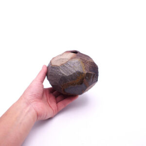 備前焼はつり花入 一輪挿し作家：渡邊琢磨 - 備前焼通販ギャラリー